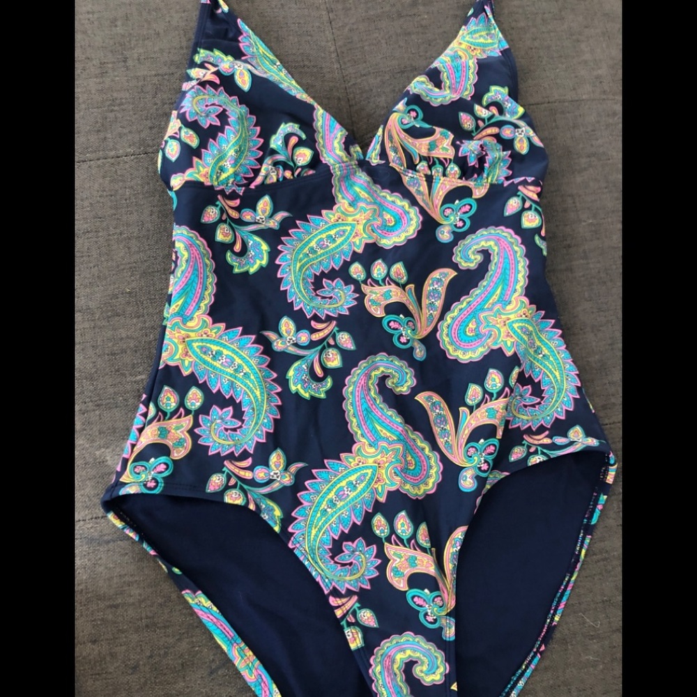 Old navy one piece navy paisley swimsuit.